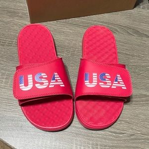 iSlide USA Red Men’s Slides Sandals